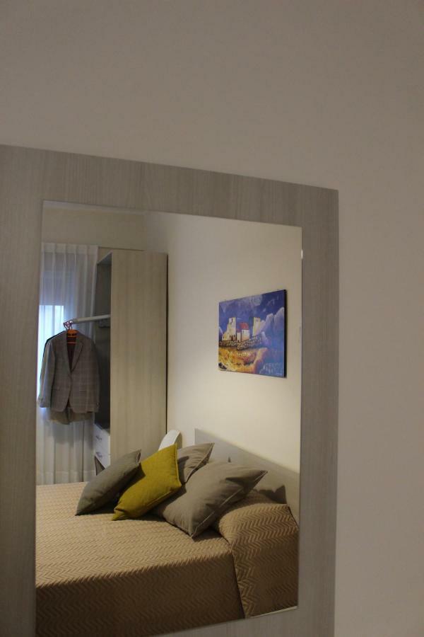 Sant'Adriana Apartment Реджо ди Калабрия Екстериор снимка